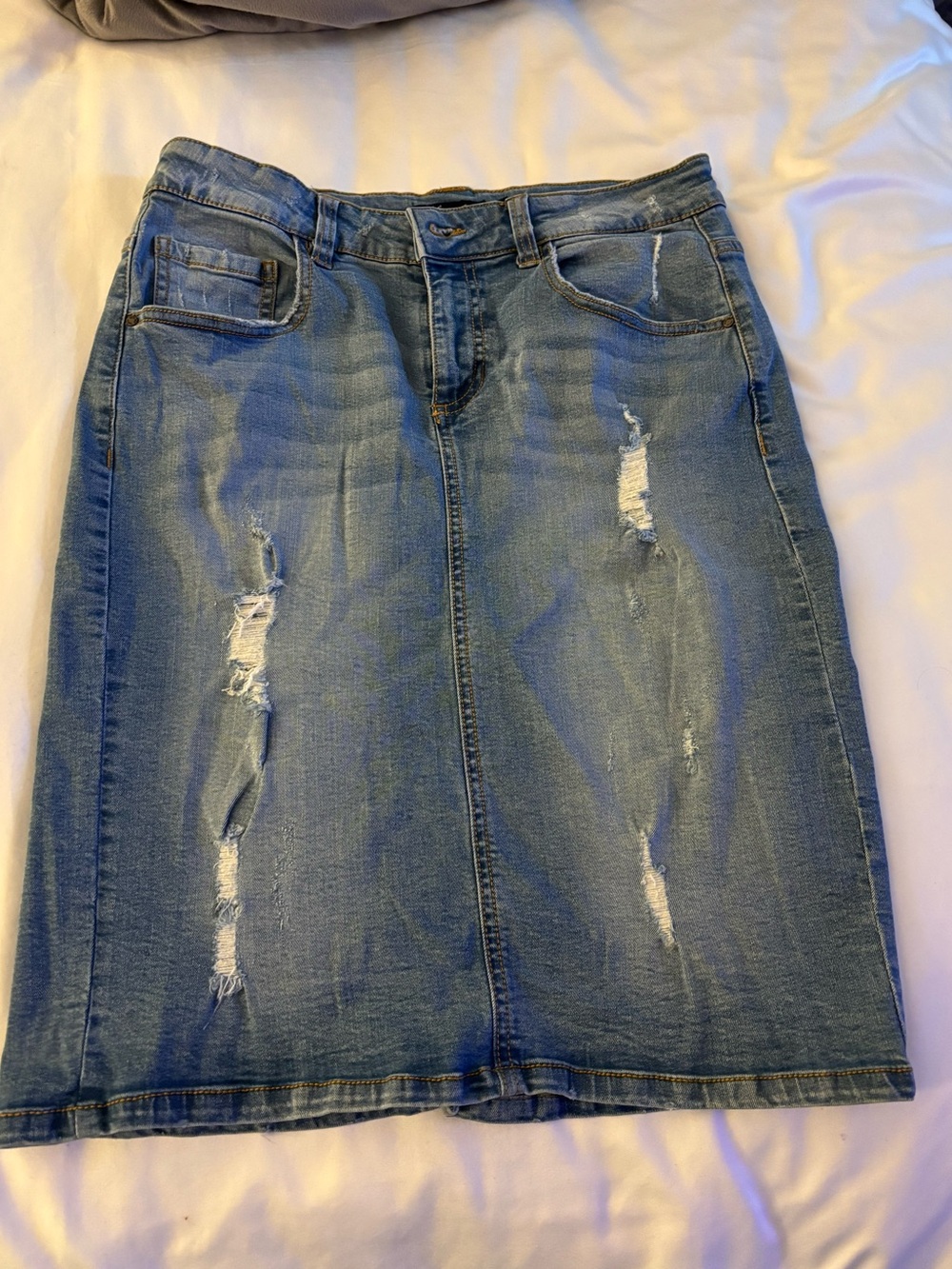 Women's Distressed Denim Stretch knee length skirt